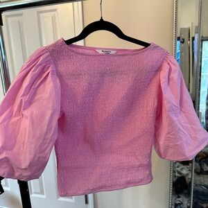 Pink puffy sleeve top